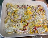 Une image de l'étape 20 de Gratin de courgettes jaunes et poivrons bicolores au jambon, mozzarella et crème de parmesan.