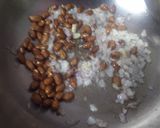 लेफ्ट ओवर रोटी पोहा (Left Over Roti Poha recipe in Hindi) रेसिपी चरण 3 फोटो