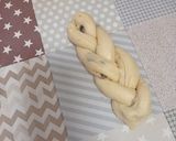 Foto del paso 4 de la receta Trenzas y caracolas de pan dulce con pepitas de chocolate 🎄