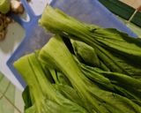 Foto langkah ke 1 dari resep Pokcoy Siram Jamur Saus Tiram.