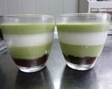 A picture of step 7 of Anko and Matcha Cream Bavarois.