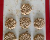 Foto del paso 3 de la receta: Galletas de avena y almendras veganas sin azúcar