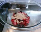 Mixed Berry Meringue Cake