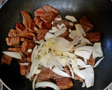 A picture of step 7 of What do I have beef stroganoff style.