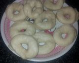 A picture of step 5 of Easy homemade doughnuts.