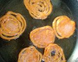 A picture of step 4 of Yummy Jalebi.