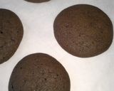 A picture of step 5 of Chocolate- Raspberry Whoopie Pies.
