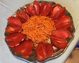 Une image de l'étape 5 de Salade de tomates et carottes aux anchois et câpres sauce agrumes.