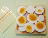 A picture of step 3 of Grandma's Egg Toast.