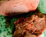 Foto del paso 1 de la receta: BIFES DE HÍGADO VACUNO (salteados con cebolla, tomate y vino blanco) 🍲👏😋😋❤️