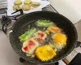 A picture of step 1 of Japanese Obento Lunch Box.