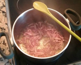 Foto del paso 2 de la receta: Tagliatelle al vino y queso