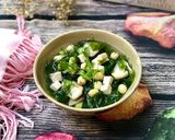 Hình bước làm 4 của món Canh Rong Biển Nấu Nấm Đậu Hủ Hạt Sen