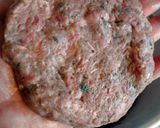 A picture of step 3 of Gyro Burgers.