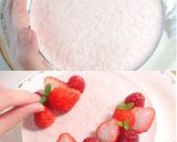 A picture of step 15 of Strawberry Mousse.