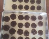 Foto langkah ke 5 dari resep Kue Kering Coklat Chocochips.