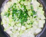 Hình bước làm 4 của món Tôm luộc và canh su su