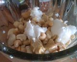 A picture of step 2 of Vickys Cashew Nut 'Cream Cheese'.