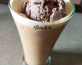 A picture of step 3 of Cold Coffee with Chocolate Icecream.