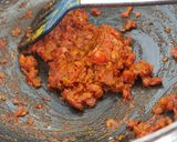 A picture of step 4 of Kaju makhana curry.