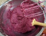 A picture of step 5 of Beetroot and pistachio cookies.