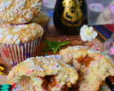 Foto del paso 6 de la receta: Muffins de banana y dulce de leche con cubierta azucarada de coco🥳