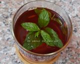 Une image de l'étape 4 de Thé rouge à la menthe 🌱.