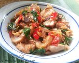 รูปขั้นตอนการทำที่ 5 ของ กระเพราไก่ย่าง