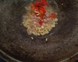 Foto langkah ke 3 dari resep Tumis buncis wortel.