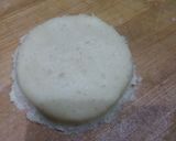 A picture of step 5 of Naan khatia.