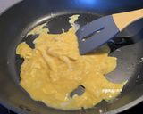 A picture of step 7 of Spinach and Enoki Mushrooms with Eggs.
