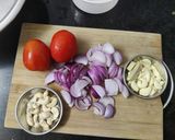 A picture of step 1 of Methi Matar Malai.