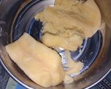 Foto langkah ke 1 dari resep Tape brown sugar cheese mille crepe.