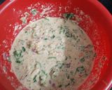 A picture of step 2 of Oats Spinach Pancake.