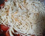 Gambar langkah 4 resipi Spageti Arrabiata Mudah.