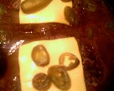 A picture of step 2 of sunshines smothered hamburgers steak.