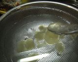 A picture of step 8 of Easy Chewy Warabi Mochi.