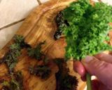 A picture of step 2 of Kale Chips.