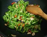 Foto langkah ke 2 dari resep Orak Arik Buncis Telur.