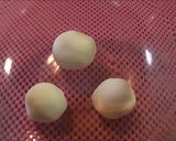 A picture of step 5 of Rabbit Dango.