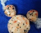 A picture of step 1 of Easy! Mickey Mouse Character Bento.