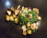 A picture of step 9 of Kap Khun Kha - Authentic Thai Green Curry.