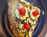Foto del passaggio 4 della ricetta Frittata di zucchine in padella
