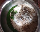 A picture of step 3 of Green Palak Puri.