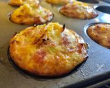 Sonkás sajtos tojás muffin recept fázis 1 fotója