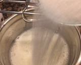 Foto del paso 4 de la receta: Bizcocho de leche con pepitas de chocolate