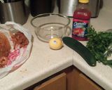 A picture of step 1 of Easy shrimp cocktail.