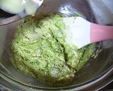 A picture of step 5 of Matcha White Chocolate Muffins.