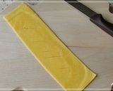 A picture of step 2 of For Lunch Boxes! Egg Sheet Flower.