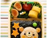 A picture of step 8 of Finger Puppet Like Anpanman Character Bento.
